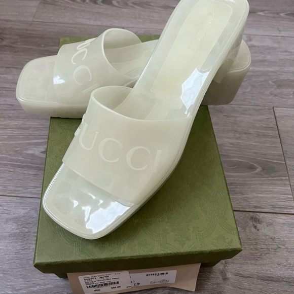 GUCCI SANDALS - Picture 6 of 8